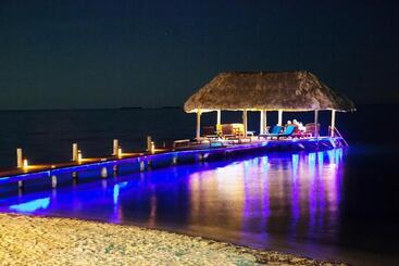 هتل Chabil Mar Luxury Villas   Guest Exclusive Beach Resort