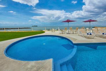 هتل City Express By Marriott Veracruz
