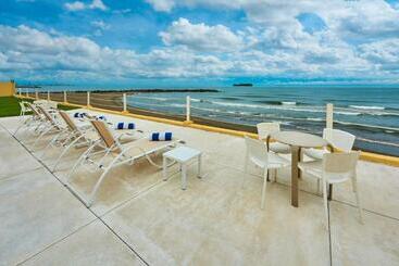 هتل City Express By Marriott Veracruz