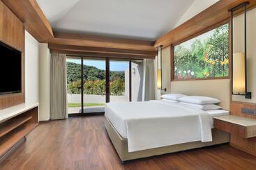 هتل Courtyard By Marriott Mahabaleshwar