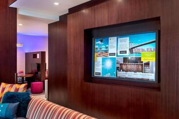 هتل Courtyard By Marriott New York Manhattan / Soho