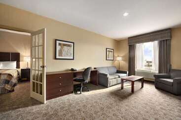 هتل Days Inn By Wyndham Brampton