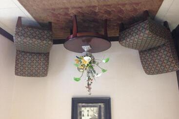هتل Days Inn By Wyndham Brampton