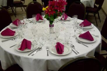 هتل Days Inn By Wyndham Brampton