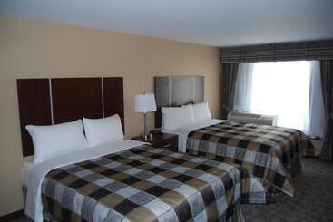 هتل Days Inn By Wyndham Brampton