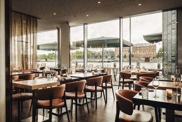 هتل Doubletree By Hilton  Amsterdam Centraal Station