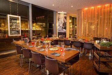 هتل Doubletree By Hilton  Amsterdam Centraal Station