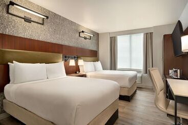 هتل Doubletree By Hilton New York Downtown