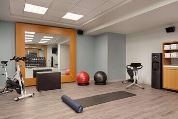 هتل Doubletree By Hilton New York Downtown