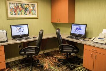 فندق Hampton Inn & Suites Lathrop