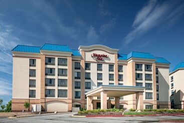 هتل Hampton Inn Council Bluffs