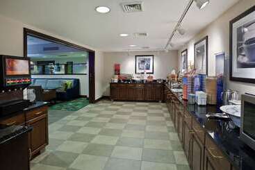 هتل Hampton Inn Dubois