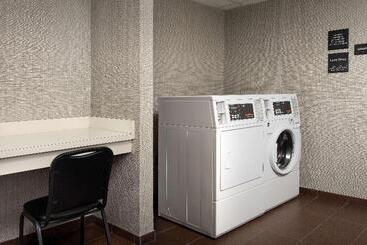 هتل Hampton Inn Knoxvilleeast