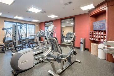 هتل Hampton Inn Montgomery South Airport