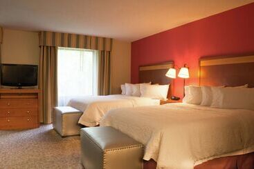 هتل Hampton Inn Montgomery South Airport