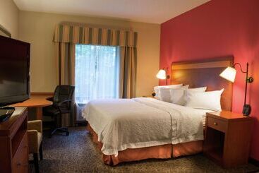 هتل Hampton Inn Montgomery South Airport