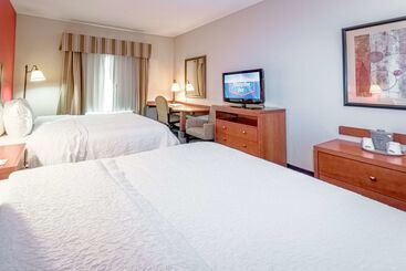 هتل Hampton Inn Montgomery South Airport