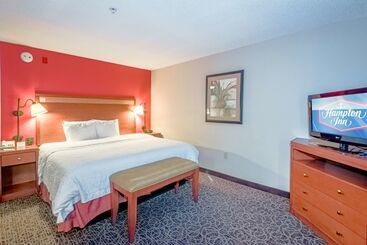 هتل Hampton Inn Montgomery South Airport