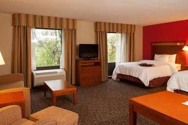 هتل Hampton Inn Montgomery South Airport