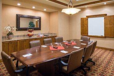 هتل Hampton Inn & Suites Coeur D  Alene