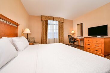 هتل Hampton Inn & Suites Coeur D  Alene