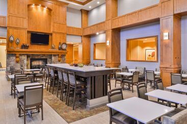 هتل Hampton Inn & Suites Coeur D  Alene