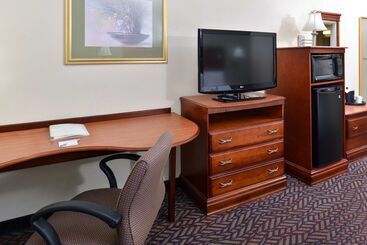 هتل Hampton Inn & Suites Daytonvandalia