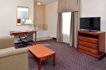 هتل Hampton Inn & Suites Daytonvandalia
