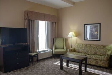 هتل Hampton Inn & Suitesknoxville/north I75