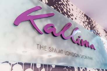 هتل Hilton London Syon Park