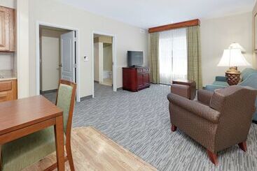 هتل Homewood Suites By Hilton Hagerstown