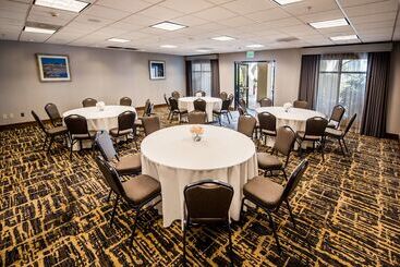 هتل Homewood Suites By Hilton San Diego Airport/liberty Station