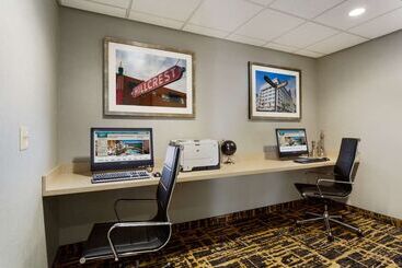 هتل Homewood Suites By Hilton San Diego Airport/liberty Station