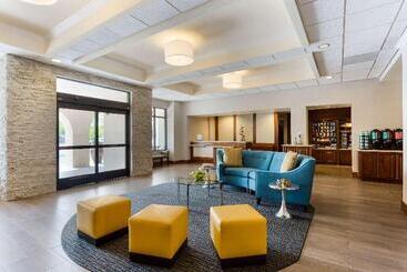 هتل Homewood Suites By Hilton San Diego Airport/liberty Station