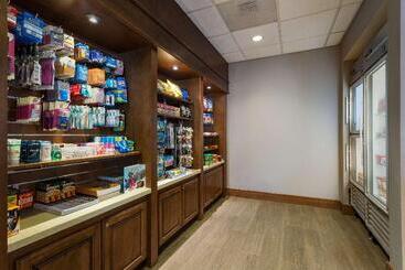 هتل Homewood Suites By Hilton San Diego Airport/liberty Station