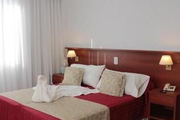 هتل Hostal Del Sol Spa
