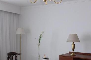 هتل Hostal Del Sol Spa