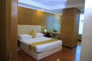 هتل Inter Luxury