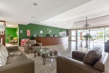 هتل Ipe Park Convention