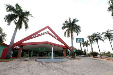 هتل Ipe Park Convention