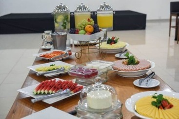 هتل Ipe Park Convention