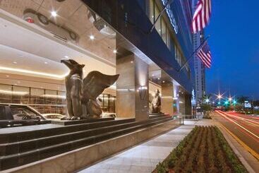 هتل Jw Marriott Marquis Miami