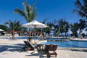 Kanucha Bay Hotel & Villas