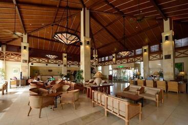 Kanucha Bay Hotel & Villas