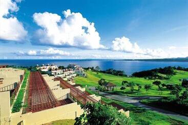 Kanucha Bay Hotel & Villas