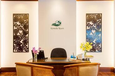 Kanucha Bay Hotel & Villas