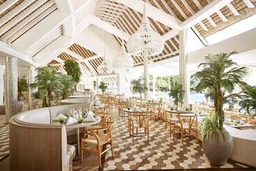 هتل Lux Grand Gaube Resort & Villas