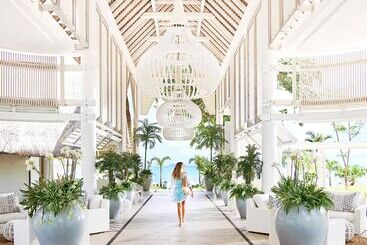 هتل Lux Grand Gaube Resort & Villas