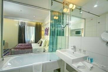בית מלון כפרי Luxe