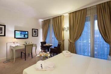 هتل Maison Milano | Una Esperienze